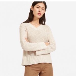 Everlane Cotton-Linen Knit V-Neck Sweater, Size Large